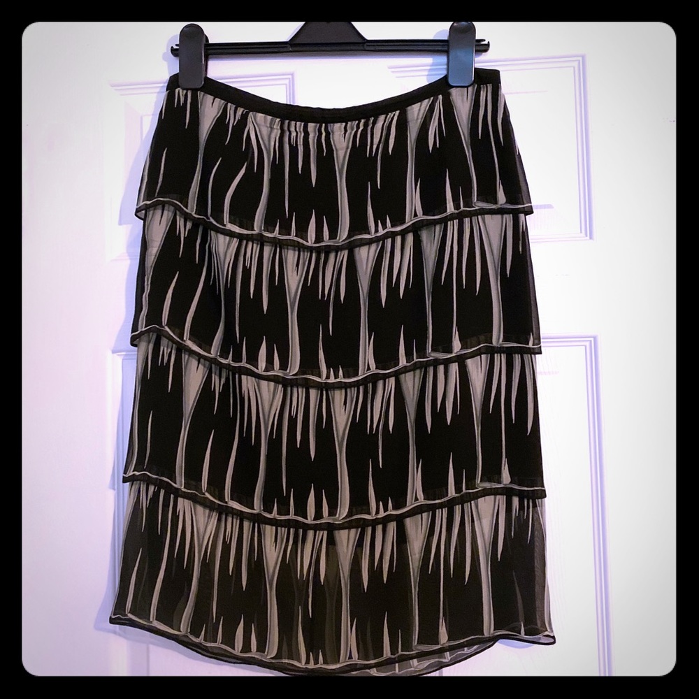 Stunning and flattering silk skirt by Cacharel